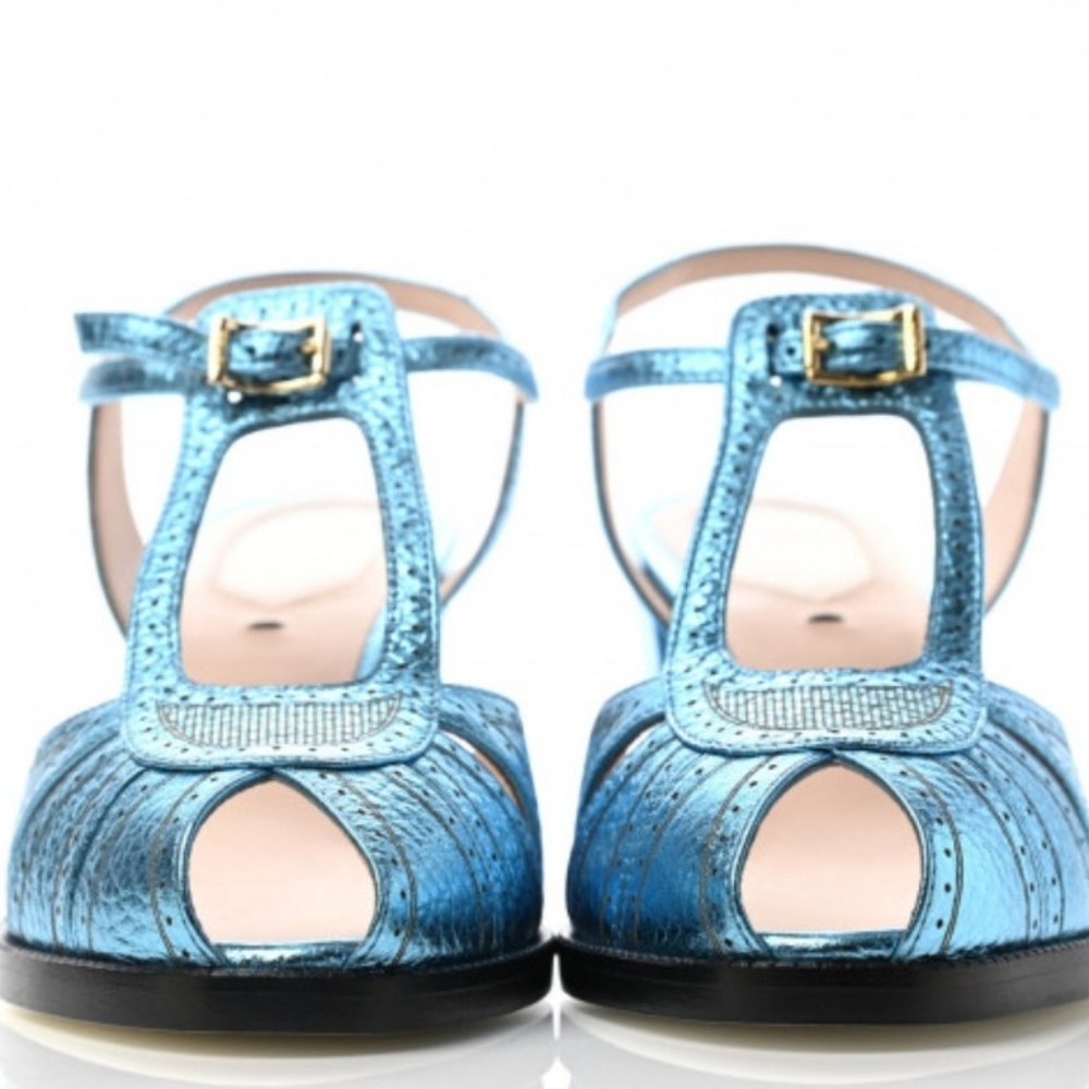 Fendi Metallic Calfskin Blue Sandals Elegant and Stylish